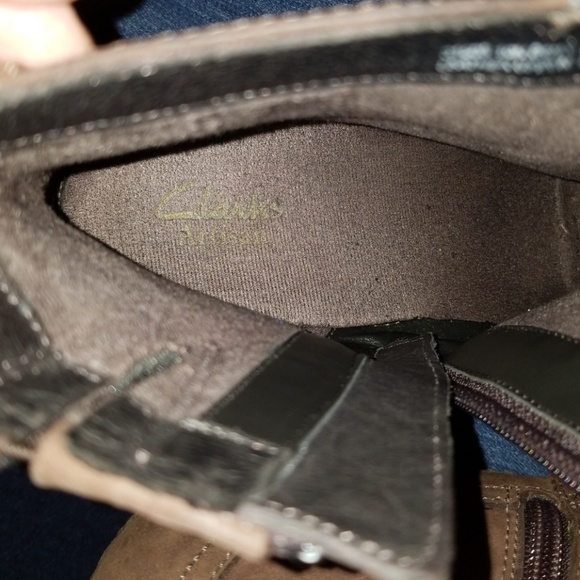 Clarks ankle boots - Picture 5 of 6